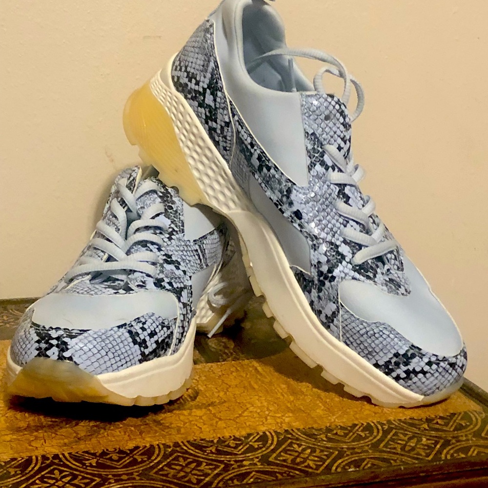 Trendy sneakers
